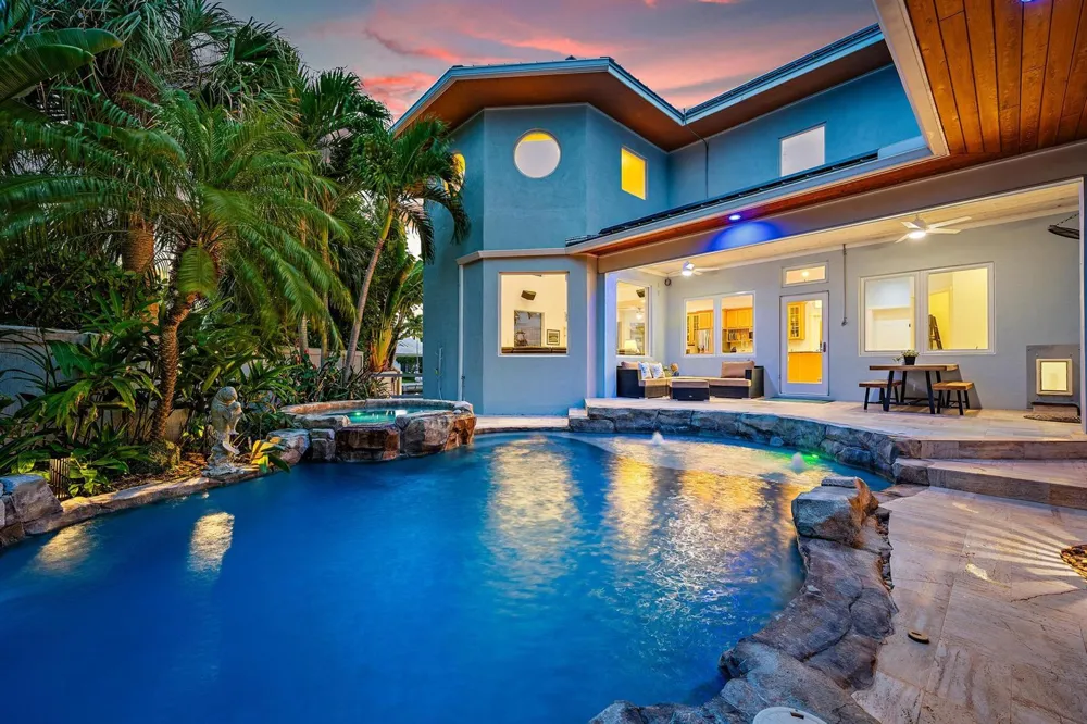 1121 Fairview Lane Singer Island, FL 33404