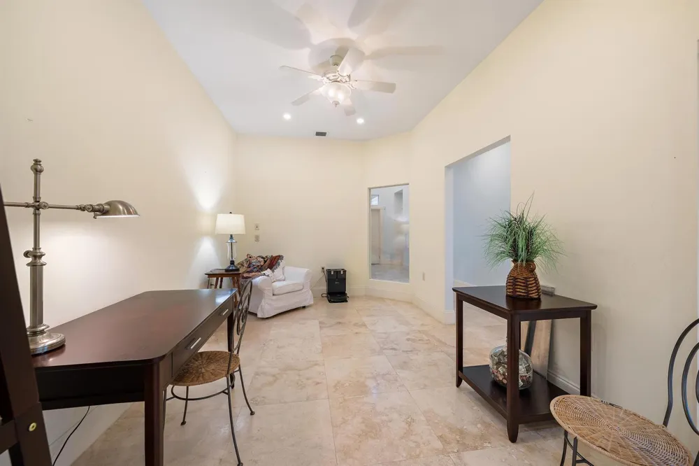 1121 Fairview Lane Singer Island, FL 33404