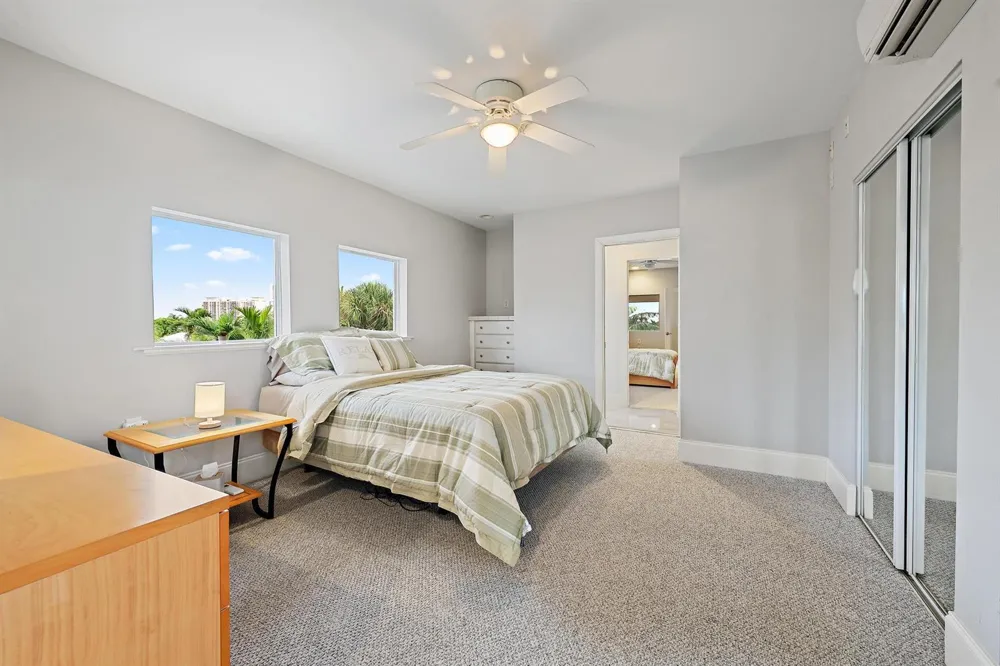 1121 Fairview Lane Singer Island, FL 33404