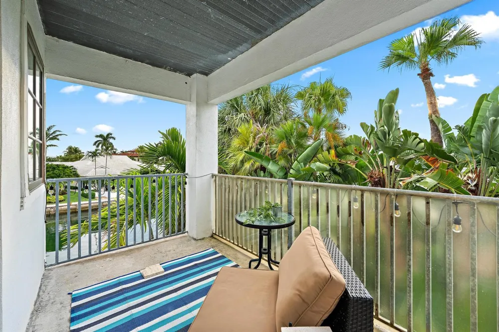 1121 Fairview Lane Singer Island, FL 33404