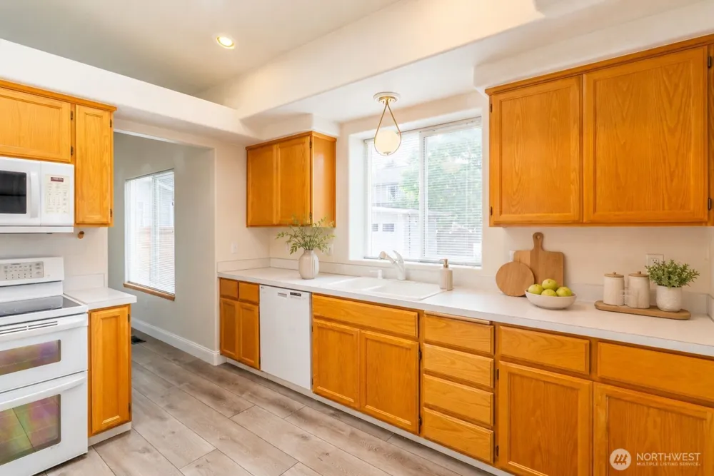 13208 162nd Street Ct E Puyallup, WA 98374
