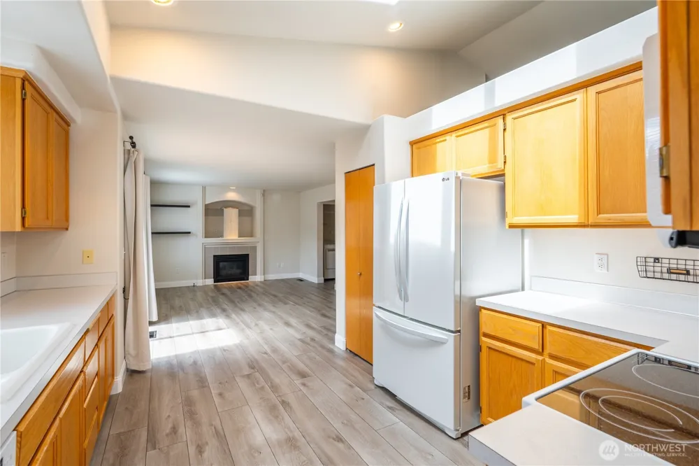 13208 162nd Street Ct E Puyallup, WA 98374