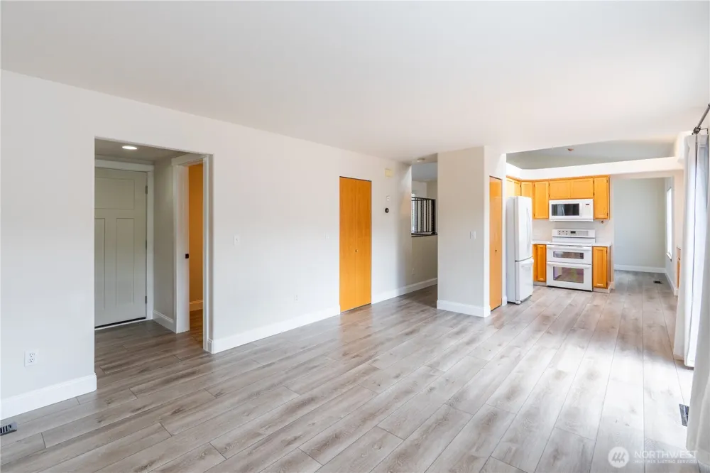13208 162nd Street Ct E Puyallup, WA 98374