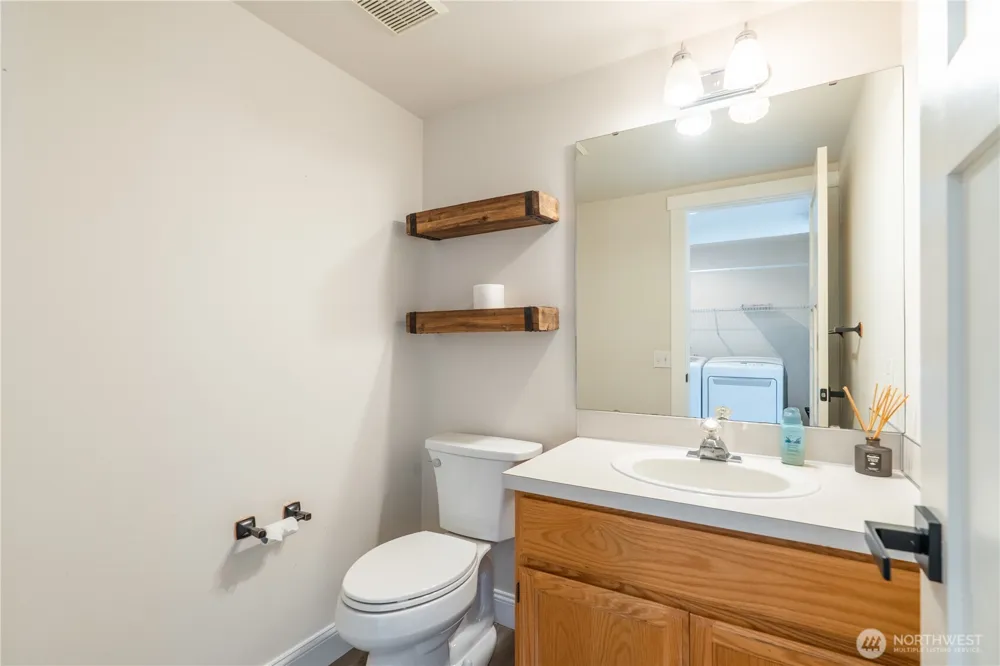 13208 162nd Street Ct E Puyallup, WA 98374