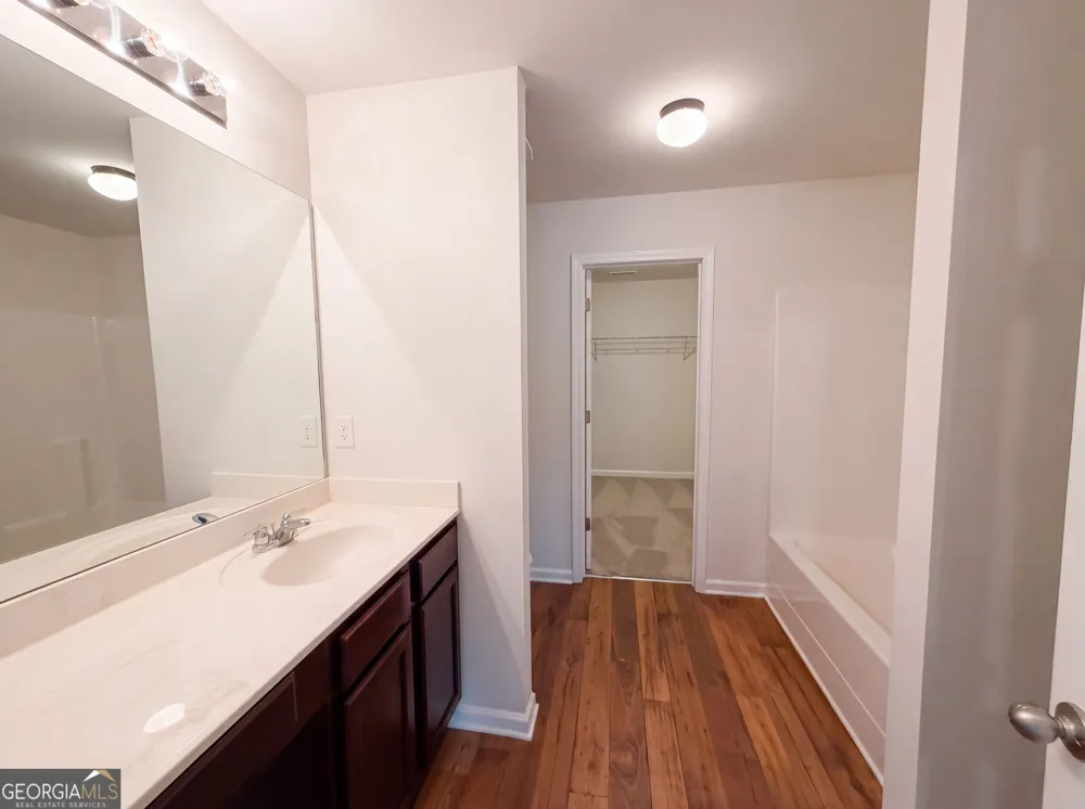 2048 Massey LN Winder, GA 30680