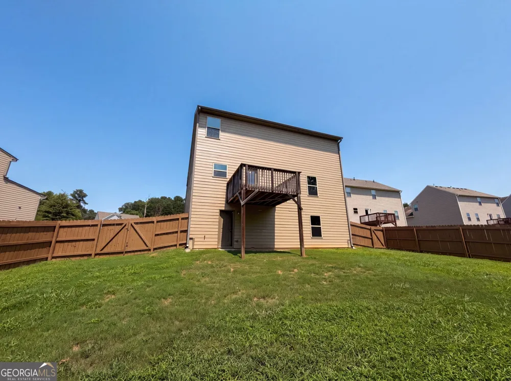 2048 Massey LN Winder, GA 30680