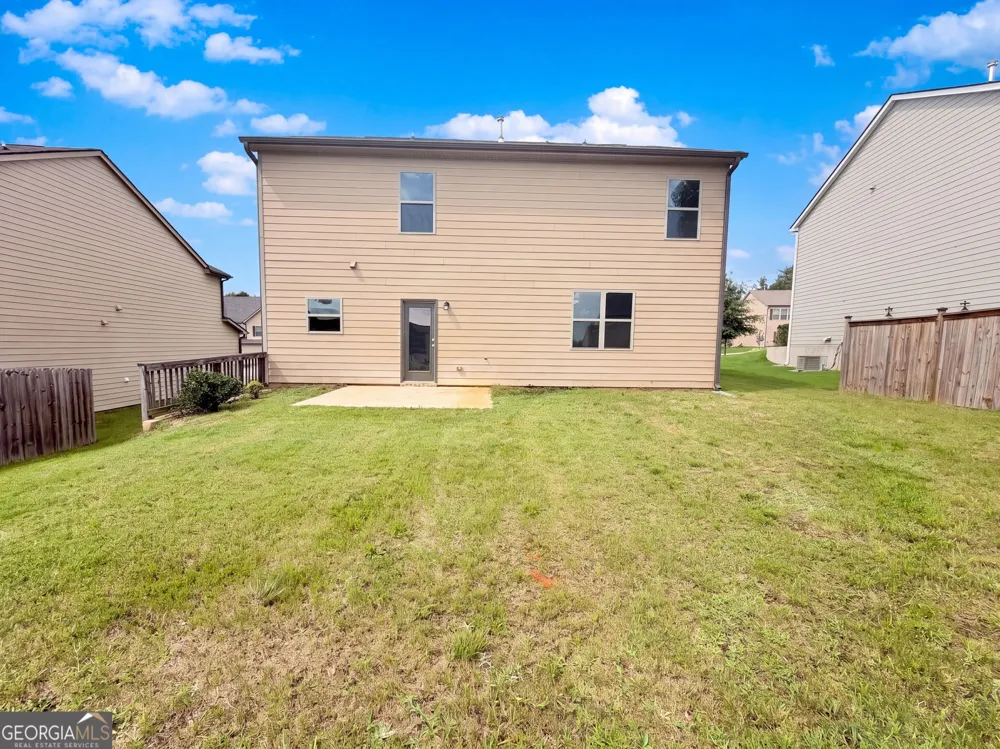 2048 Massey LN Winder, GA 30680