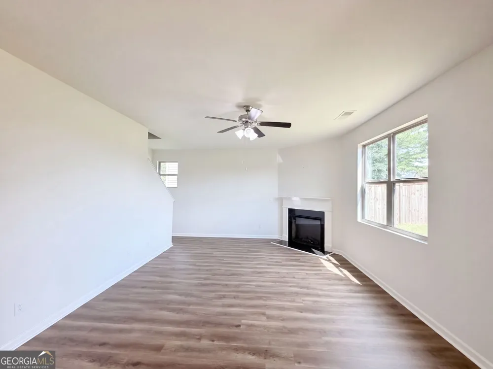 2048 Massey LN Winder, GA 30680