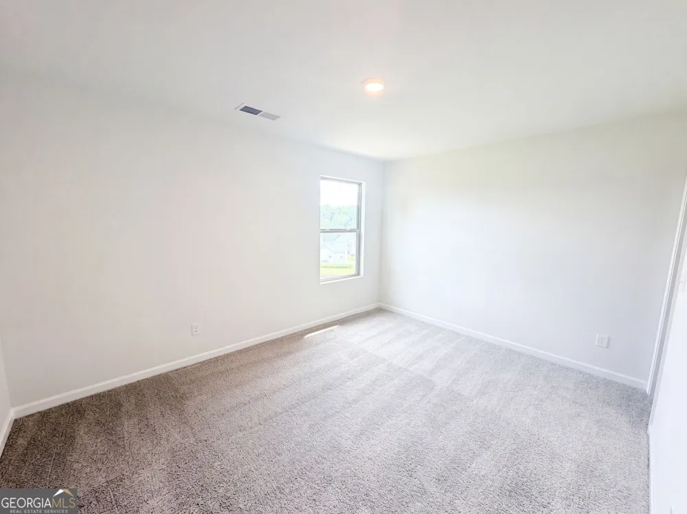 2048 Massey LN Winder, GA 30680