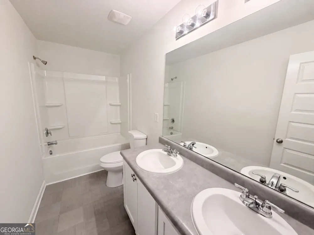2048 Massey LN Winder, GA 30680