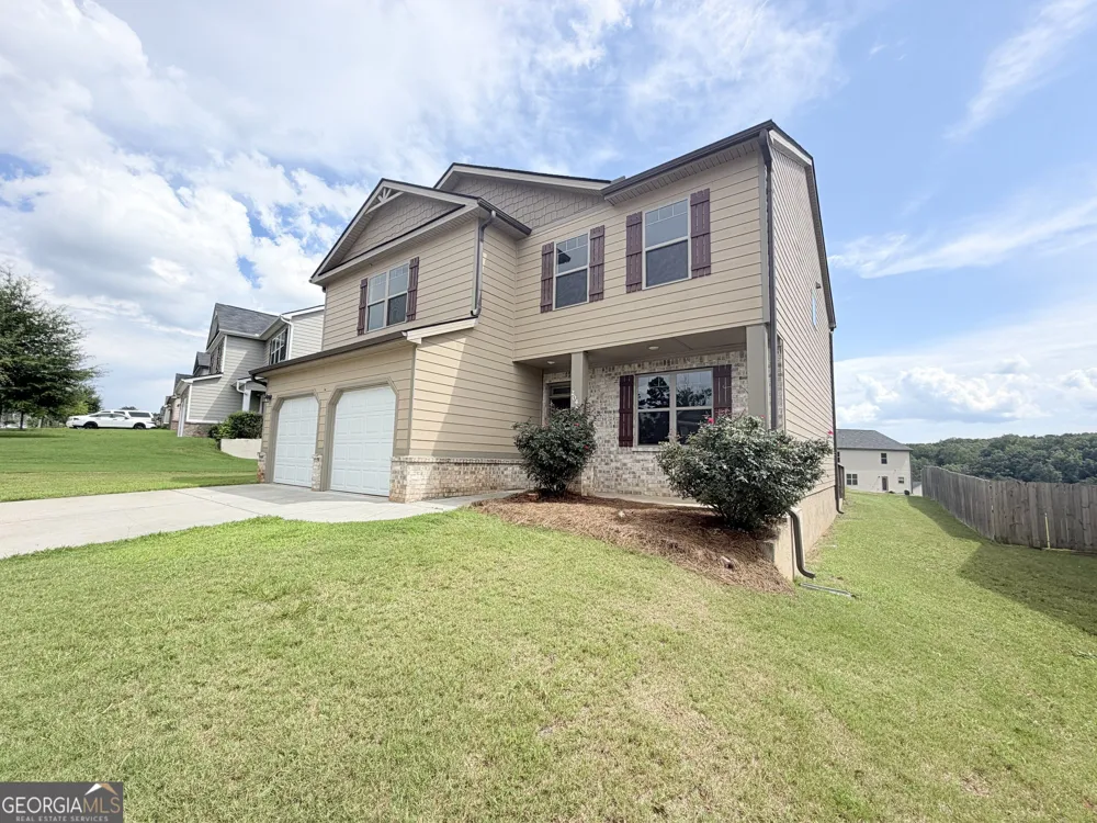 2048 Massey LN Winder, GA 30680