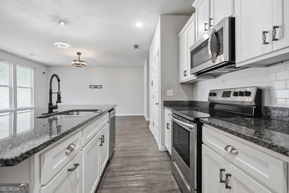 145 Hunts Mill CIR Griffin, GA 30224