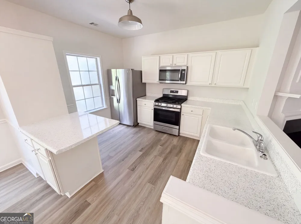 9155 Nesbit Ferry RD Johns Creek, GA 30022