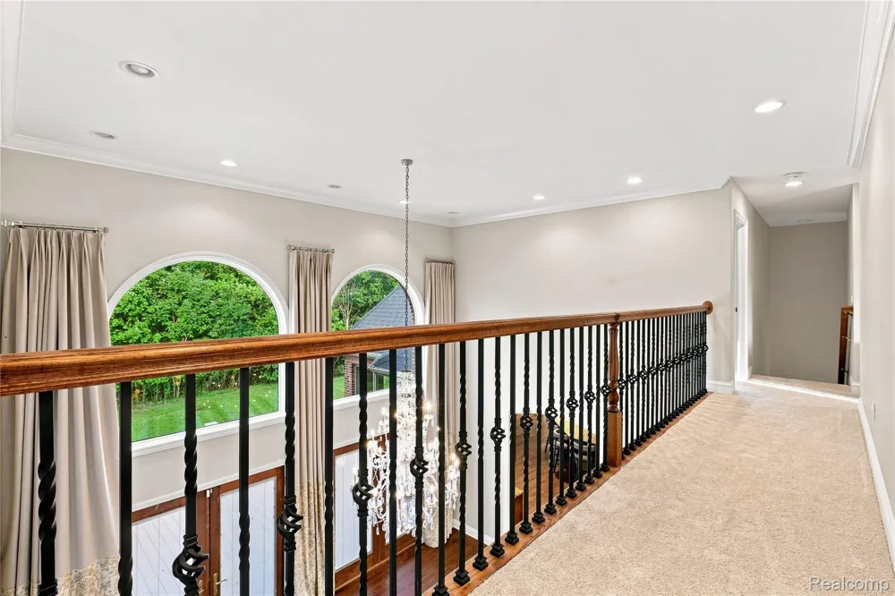 8263 Pine Hollow Trail Grand Blanc Charter Township, MI 48439
