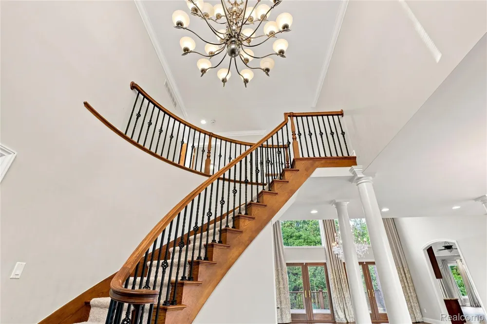 8263 Pine Hollow Trail Grand Blanc Charter Township, MI 48439