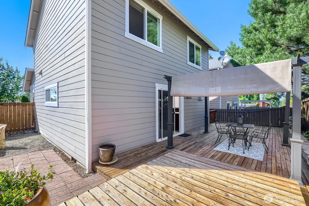 2405 192nd Place SW Lynnwood, WA 98036