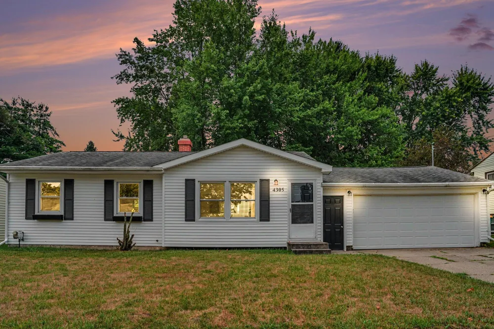 4305 Cedarcrest Avenue Portage, MI 49024