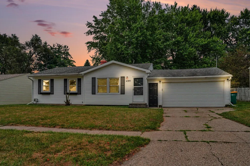 4305 Cedarcrest Avenue Portage, MI 49024