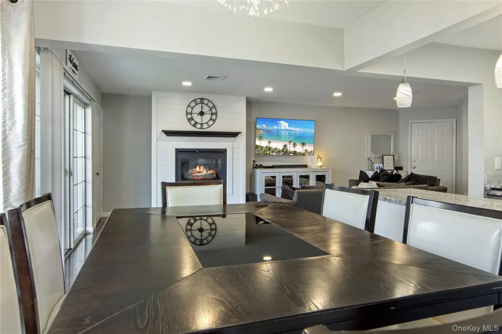 1009 Washington Green New Windsor, NY 12553