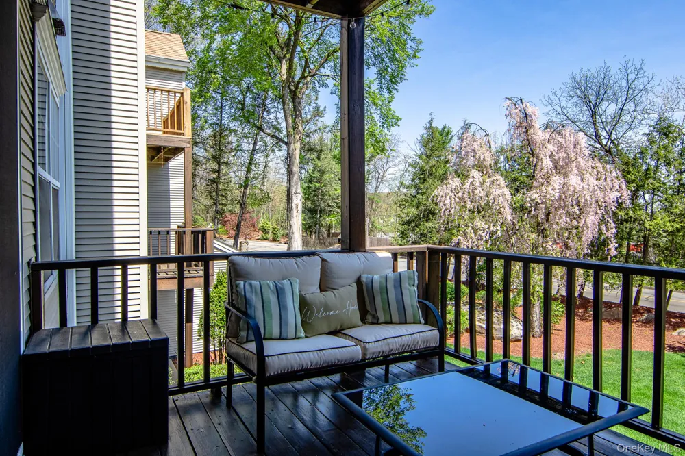 1009 Washington Green New Windsor, NY 12553