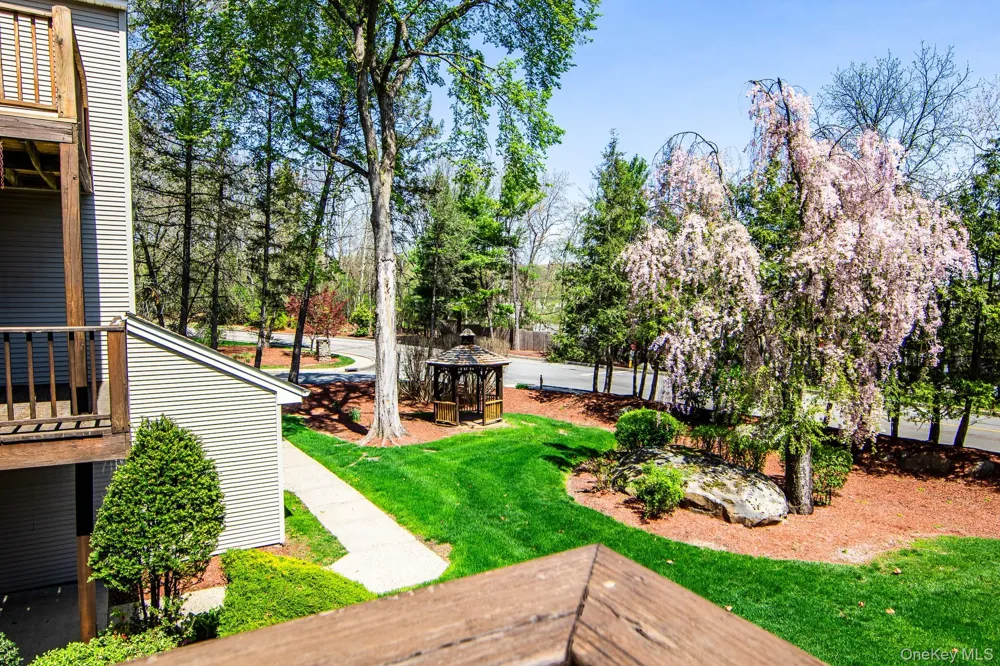 1009 Washington Green New Windsor, NY 12553