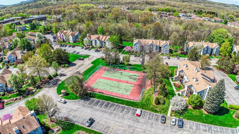 1009 Washington Green New Windsor, NY 12553
