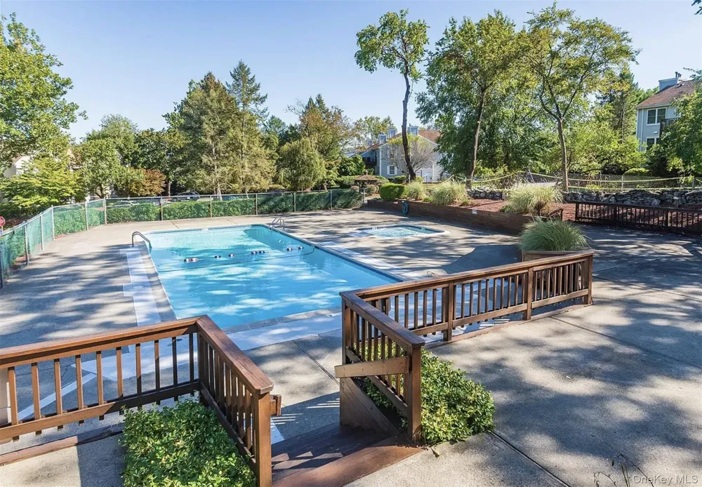 1009 Washington Green New Windsor, NY 12553