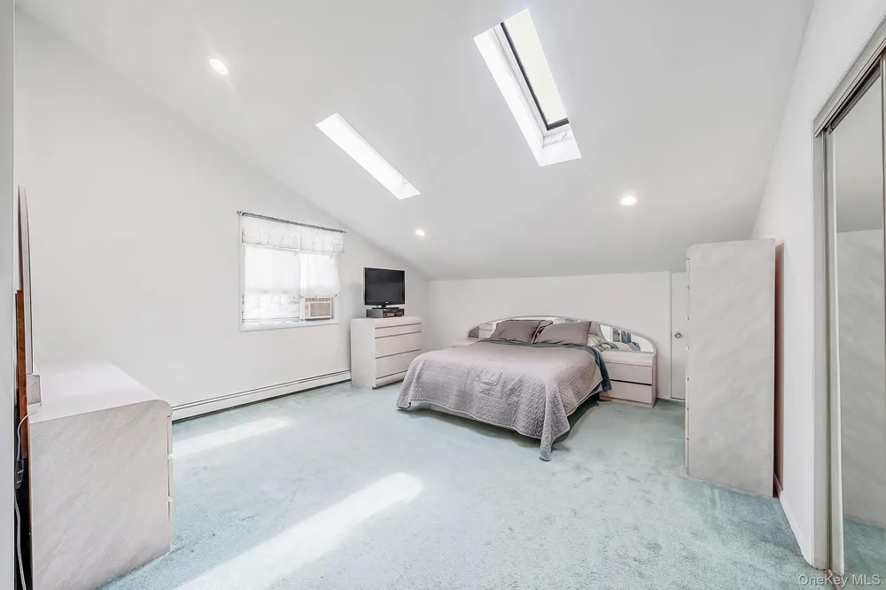 35 E 6th Street Patchogue, NY 11772