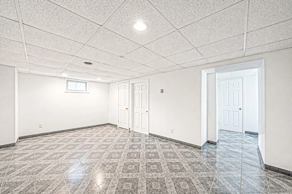 35 E 6th Street Patchogue, NY 11772
