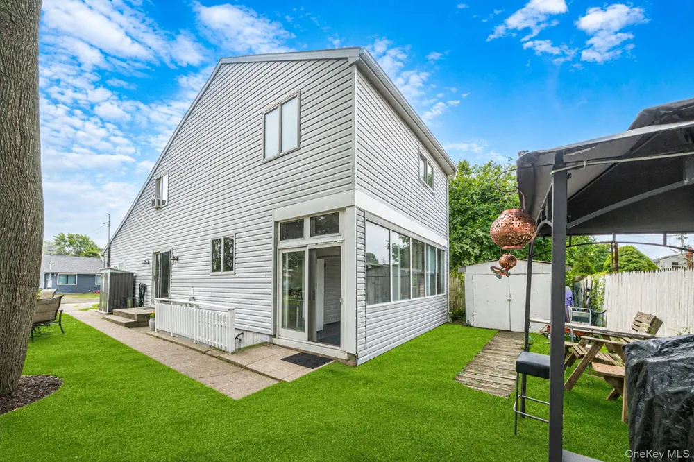 35 E 6th Street Patchogue, NY 11772