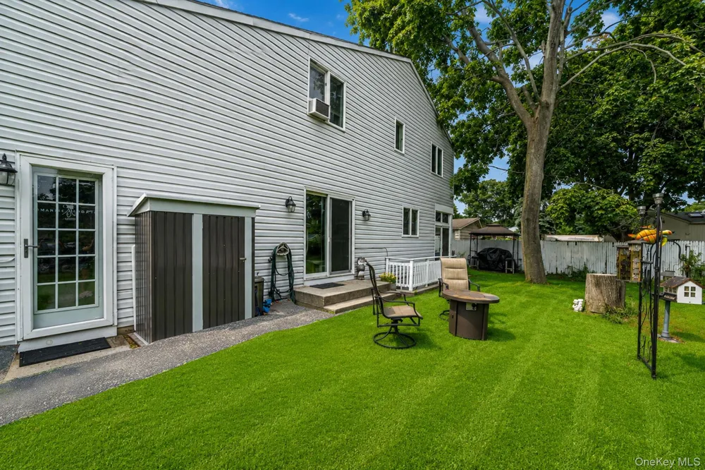 35 E 6th Street Patchogue, NY 11772