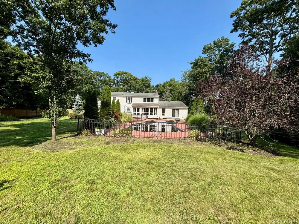 14 New Street Great River, NY 11739