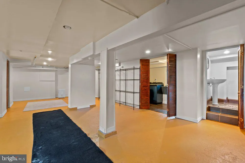 5606 HILLTOP AVENUE Baltimore, MD 21206