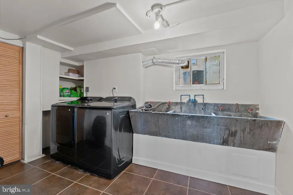 5606 HILLTOP AVENUE Baltimore, MD 21206