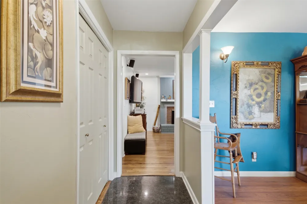 735 W Holiday Lane Claremore, OK 74017
