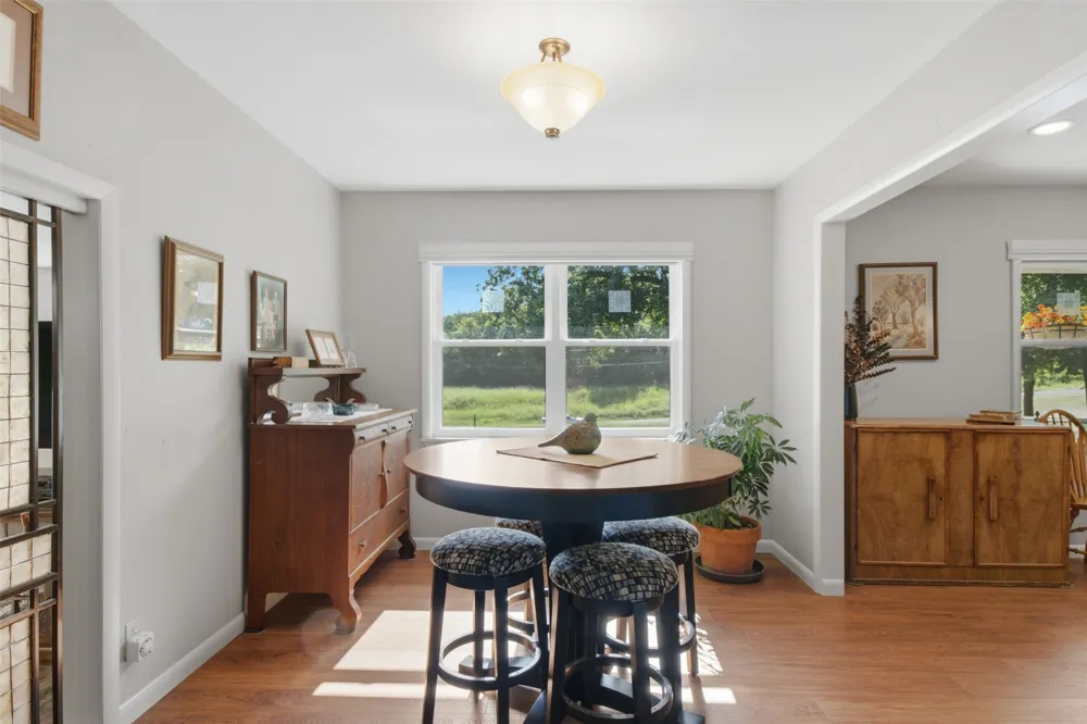 735 W Holiday Lane Claremore, OK 74017