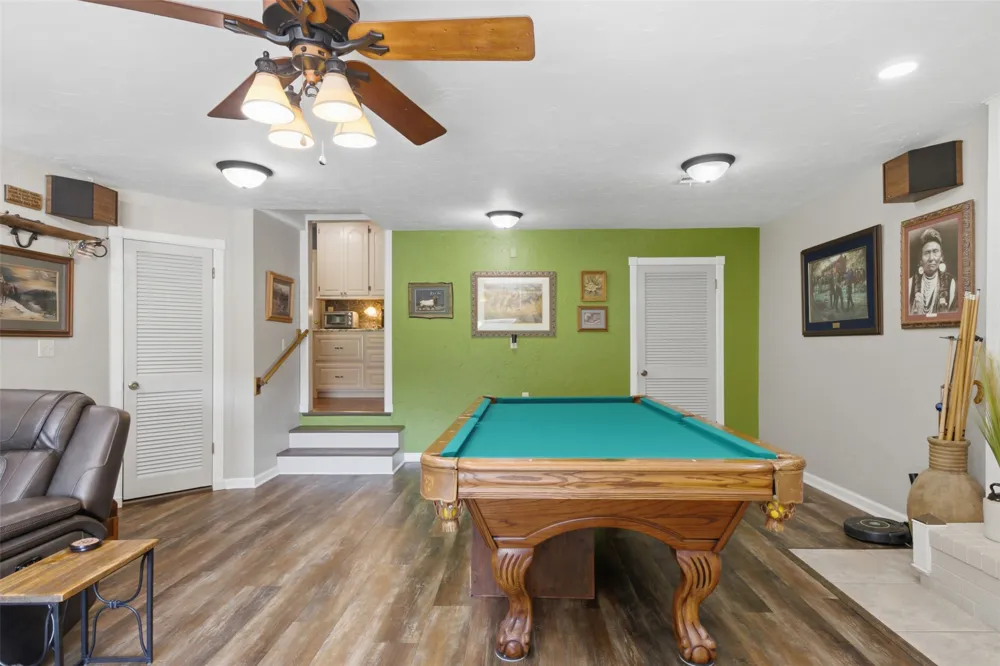 735 W Holiday Lane Claremore, OK 74017