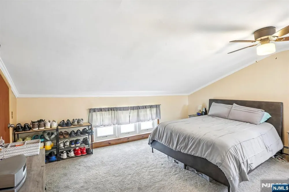 10 Independence Drive Roselle, NJ 07203