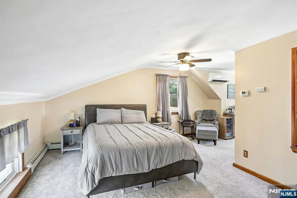 10 Independence Drive Roselle, NJ 07203