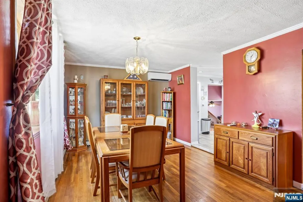 10 Independence Drive Roselle, NJ 07203