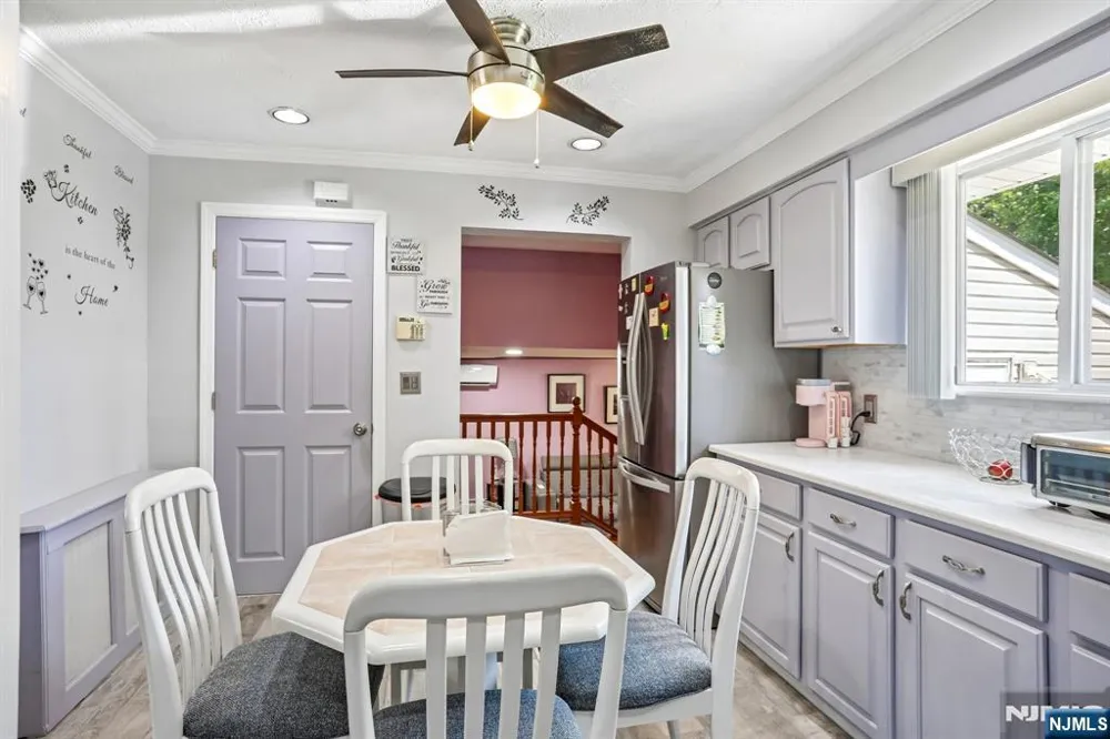 10 Independence Drive Roselle, NJ 07203