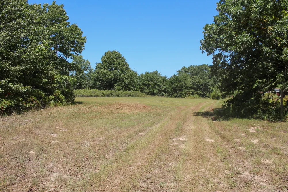 3820 ROAD Weleetka, OK 74880