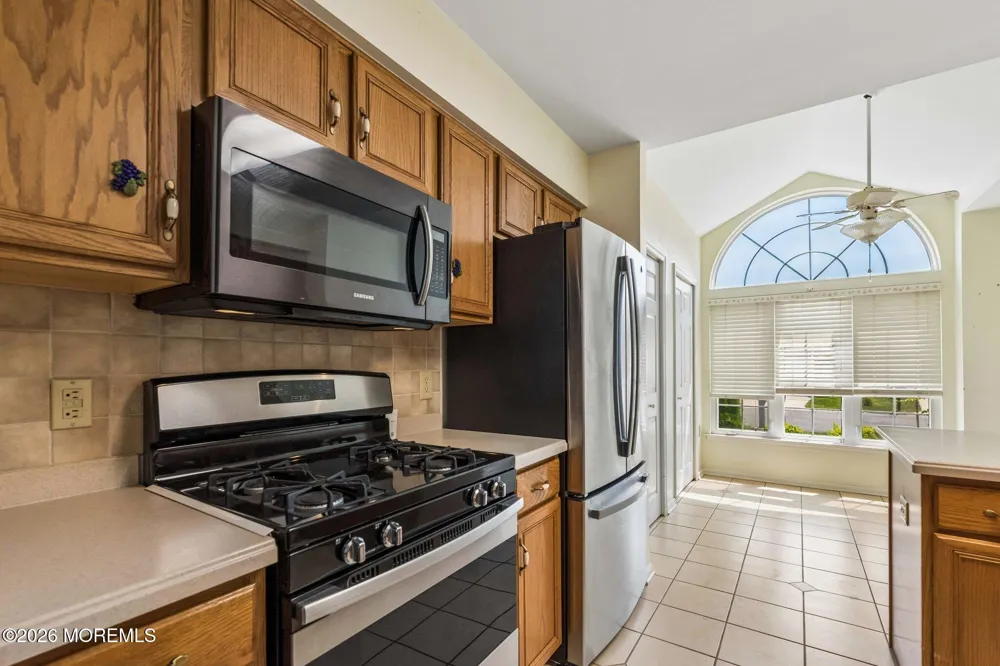 13 Penny Lane Jackson, NJ 08527