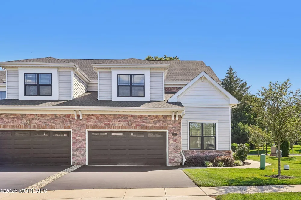 2 Dogleg Lane Lawrenceville, NJ 08648