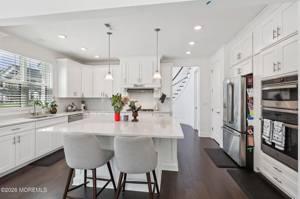 2 Dogleg Lane Lawrenceville, NJ 08648
