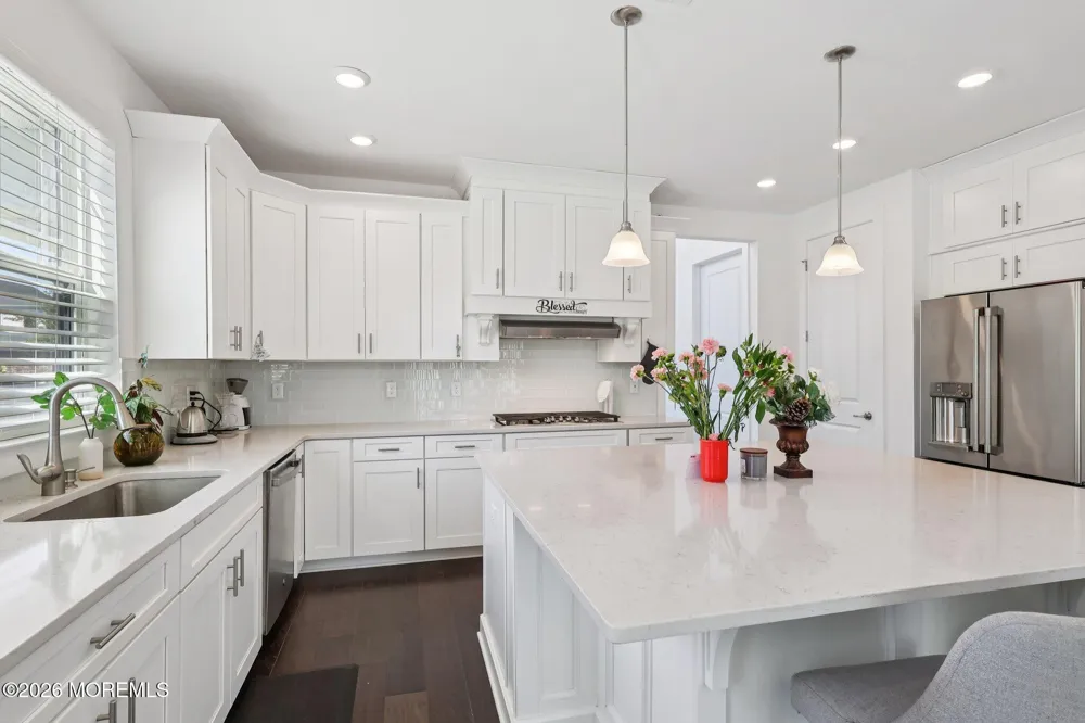 2 Dogleg Lane Lawrenceville, NJ 08648