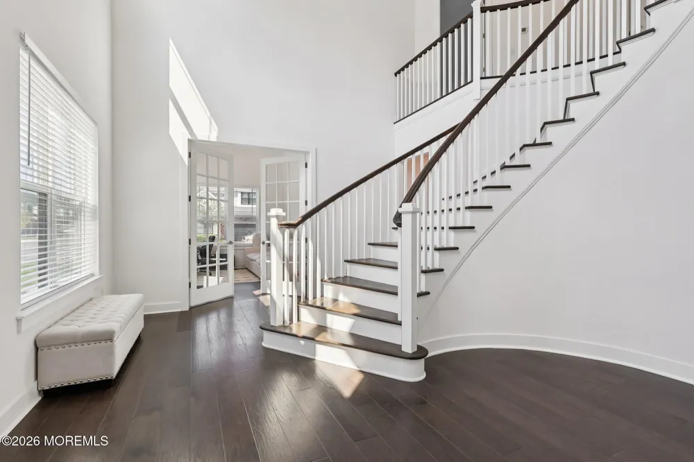 2 Dogleg Lane Lawrenceville, NJ 08648