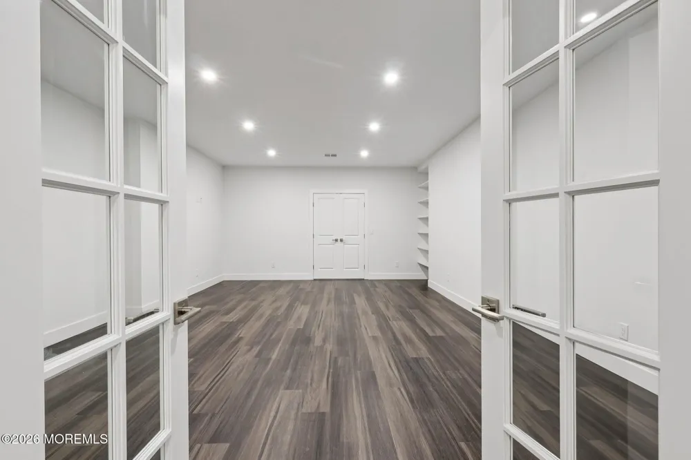 2 Dogleg Lane Lawrenceville, NJ 08648