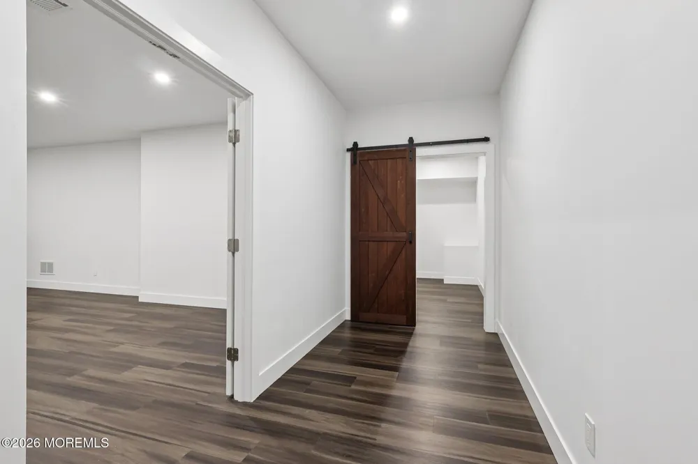 2 Dogleg Lane Lawrenceville, NJ 08648