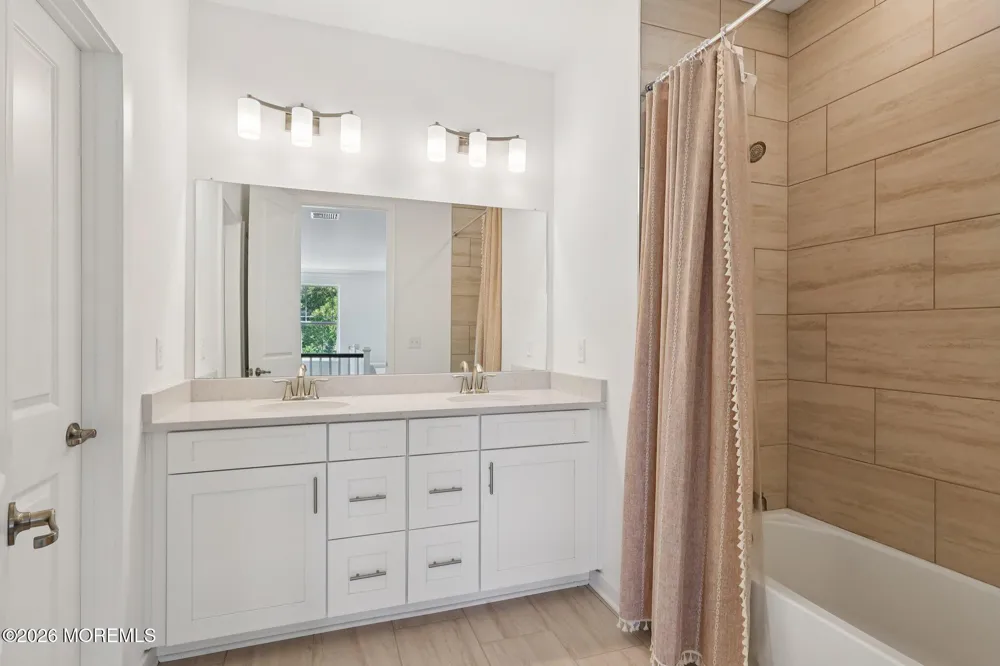 2 Dogleg Lane Lawrenceville, NJ 08648